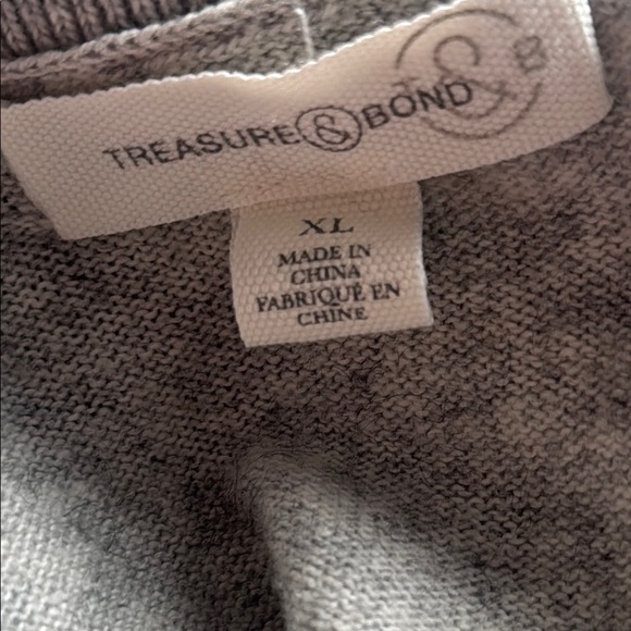 Treasure & Bond Gray Cowl Neck Sweater with Relaxed Fit and Long Sleeves - Picture 5 of 5